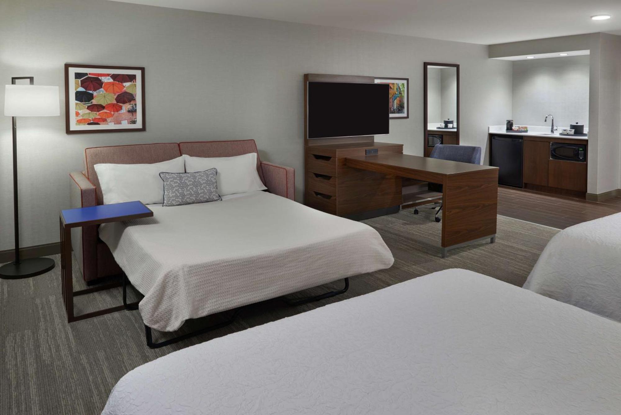 Hampton Inn & Suites Montreal-Dorval Exteriör bild